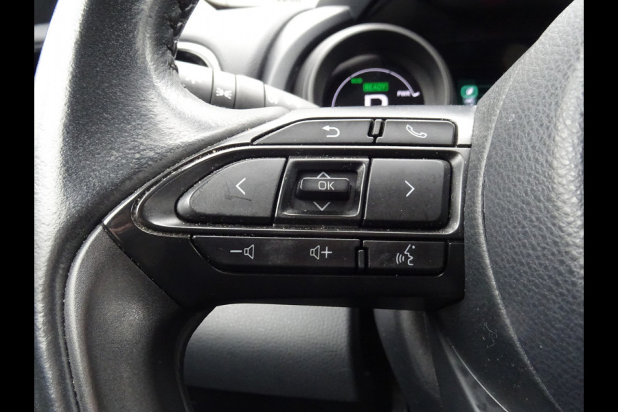 Toyota Yaris 1.5 Hybrid Dynamic * LED * CAMERA * NAVIGATIE !!
