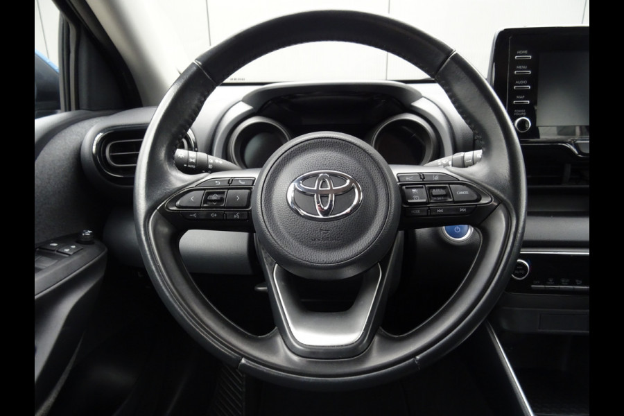 Toyota Yaris 1.5 Hybrid Dynamic * LED * CAMERA * NAVIGATIE !!