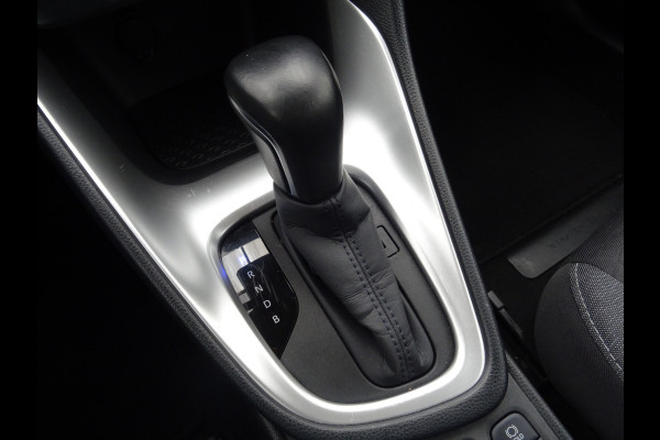 Toyota Yaris 1.5 Hybrid Dynamic * LED * CAMERA * NAVIGATIE !!