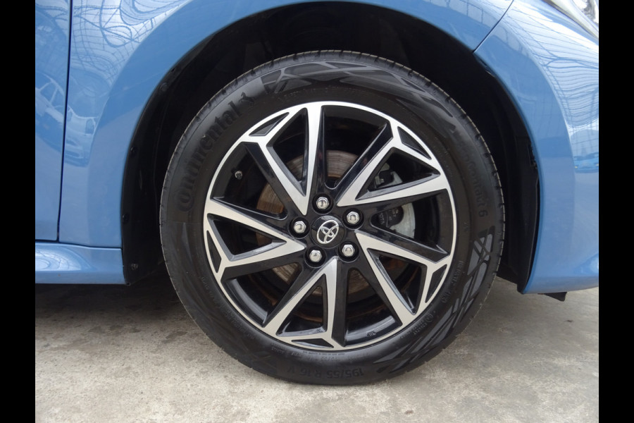 Toyota Yaris 1.5 Hybrid Dynamic * LED * CAMERA * NAVIGATIE !!