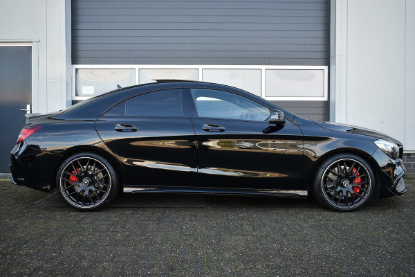 Mercedes-Benz CLA-Klasse AMG 45 4MATIC