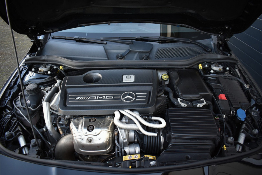 Mercedes-Benz CLA-Klasse AMG 45 4MATIC