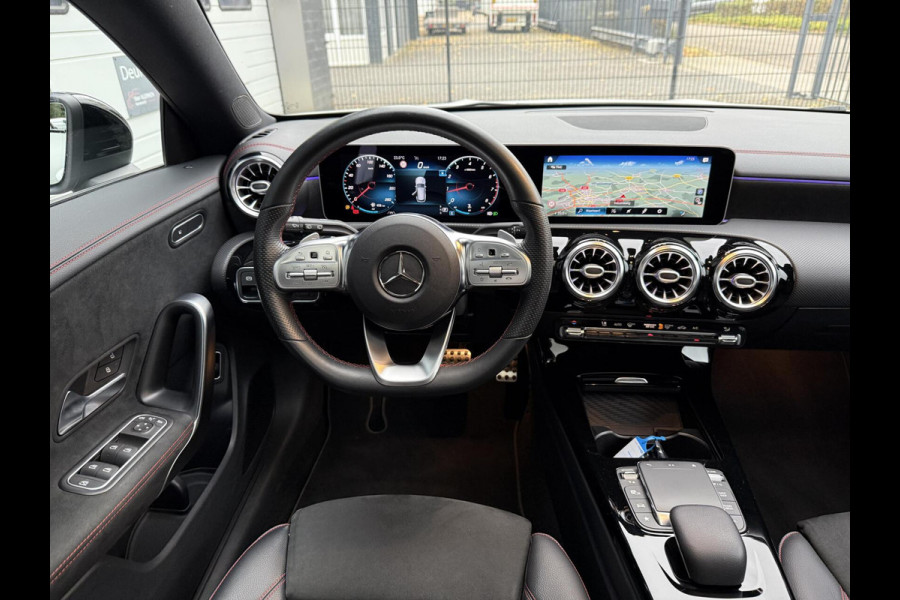 Mercedes-Benz CLA-Klasse Shooting Brake 180 AMG PANORAMADAK