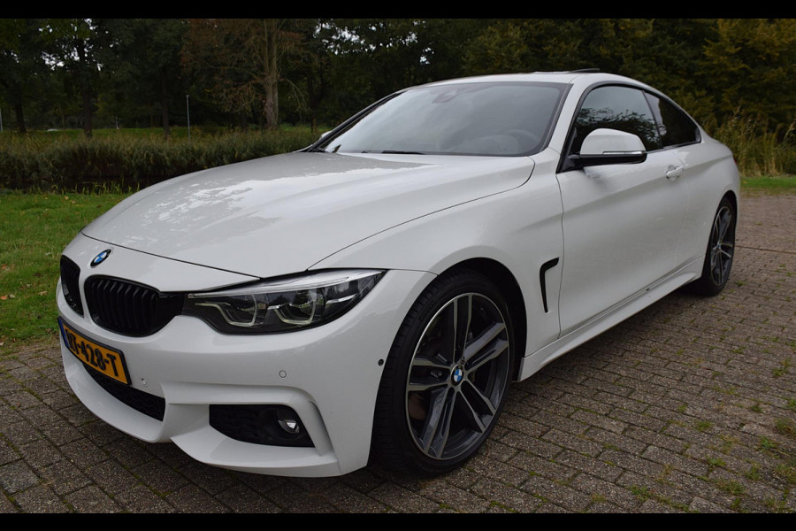 BMW 4 Serie Coupé 440i High Executive*M-Pakket*Dak*Keyless*Head-up*VOL!!!