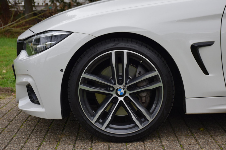 BMW 4 Serie Coupé 440i High Executive*M-Pakket*Dak*Keyless*Head-up*VOL!!!