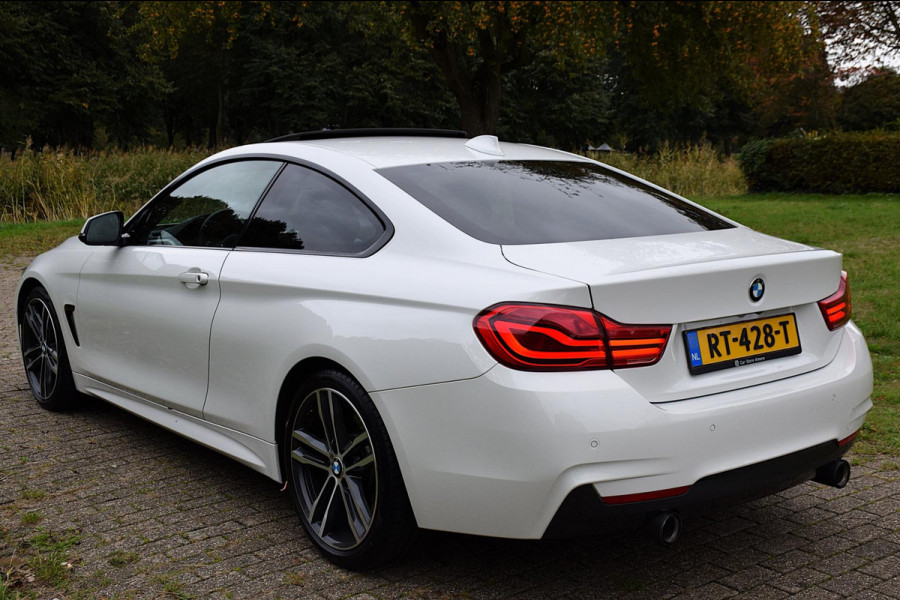 BMW 4 Serie Coupé 440i High Executive*M-Pakket*Dak*Keyless*Head-up*VOL!!!