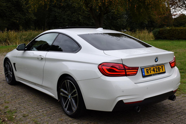 BMW 4 Serie Coupé 440i High Executive*M-Pakket*Dak*Keyless*Head-up*VOL!!!