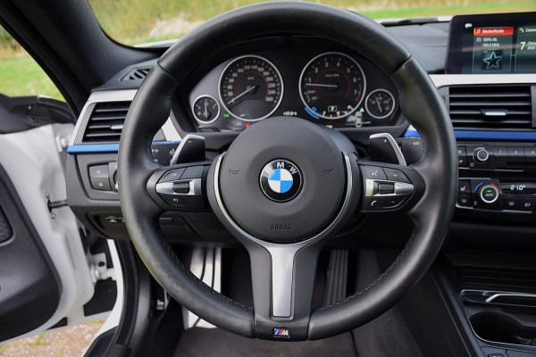 BMW 4 Serie Coupé 440i High Executive*M-Pakket*Dak*Keyless*Head-up*VOL!!!