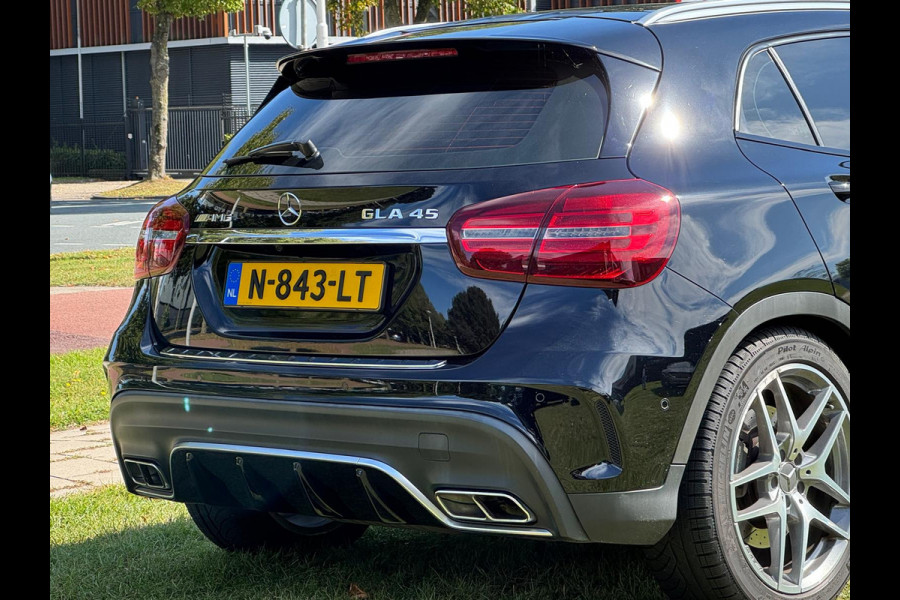 Mercedes-Benz A-Klasse GLA45 AMG 4MATIC Premium NW MODEL!