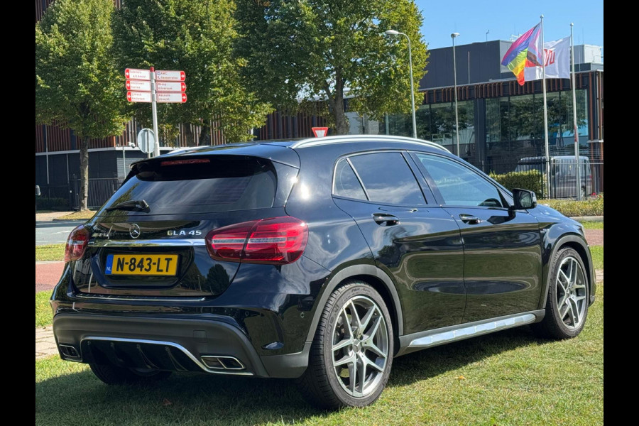 Mercedes-Benz A-Klasse GLA45 AMG 4MATIC Premium NW MODEL!