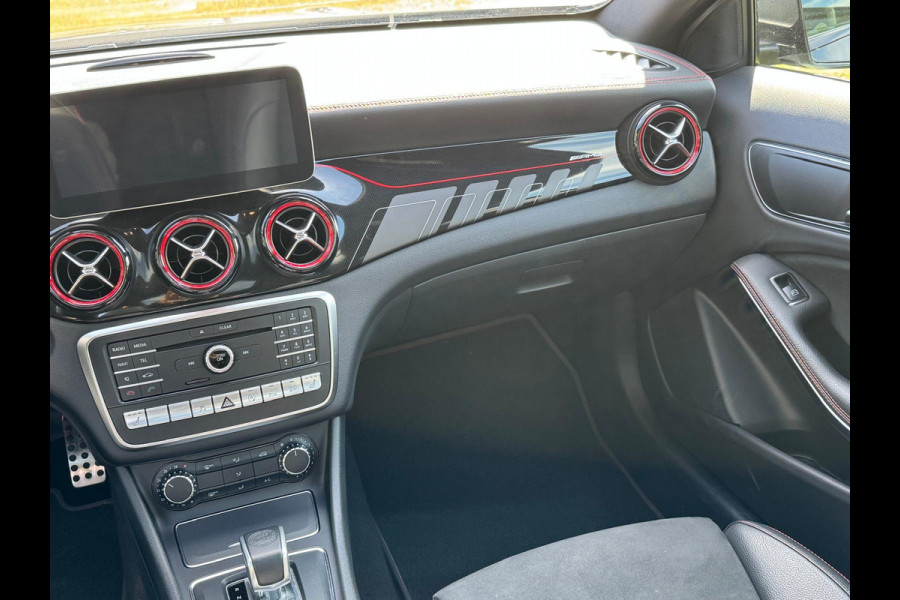 Mercedes-Benz A-Klasse GLA45 AMG 4MATIC Premium NW MODEL!