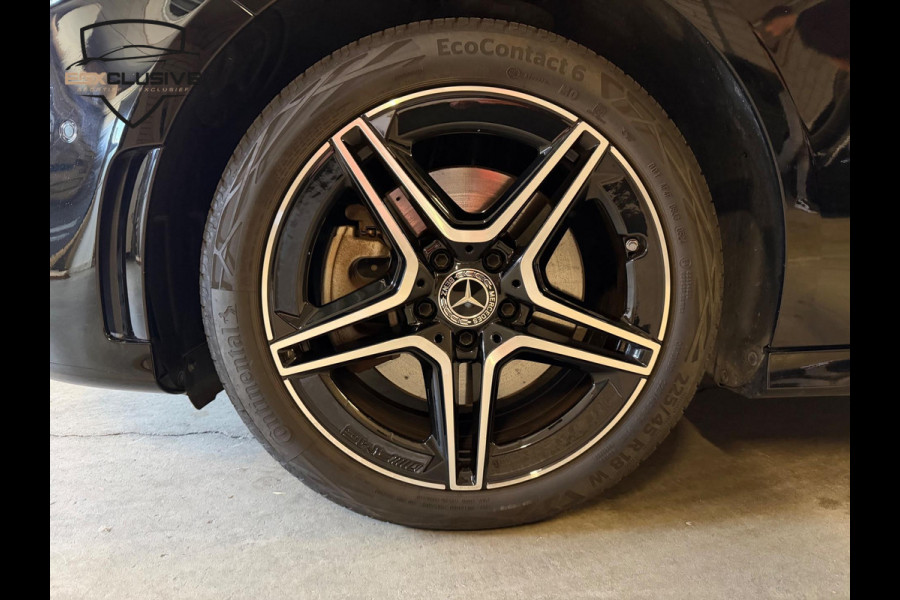 Mercedes-Benz A-Klasse 250 e AMG/Pano/MBUX