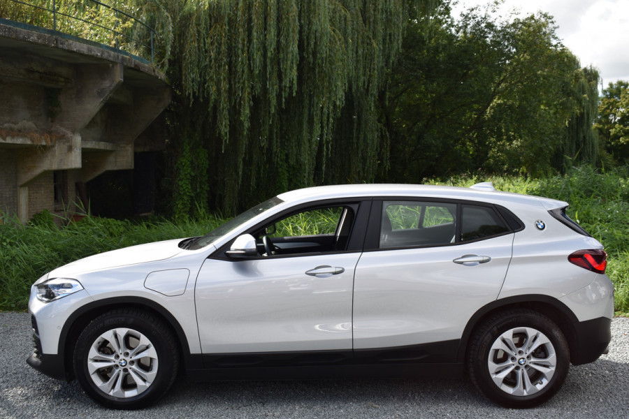 BMW X2 xDrive25e EXECUTIVE EDITION CAMERA/LEDER/HEAD-UP