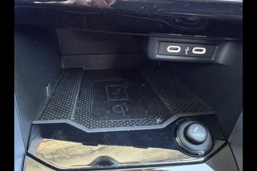 Volkswagen T-Roc TSI 115PK LIFE NAVI/VIRTUAL/STOELVERW.