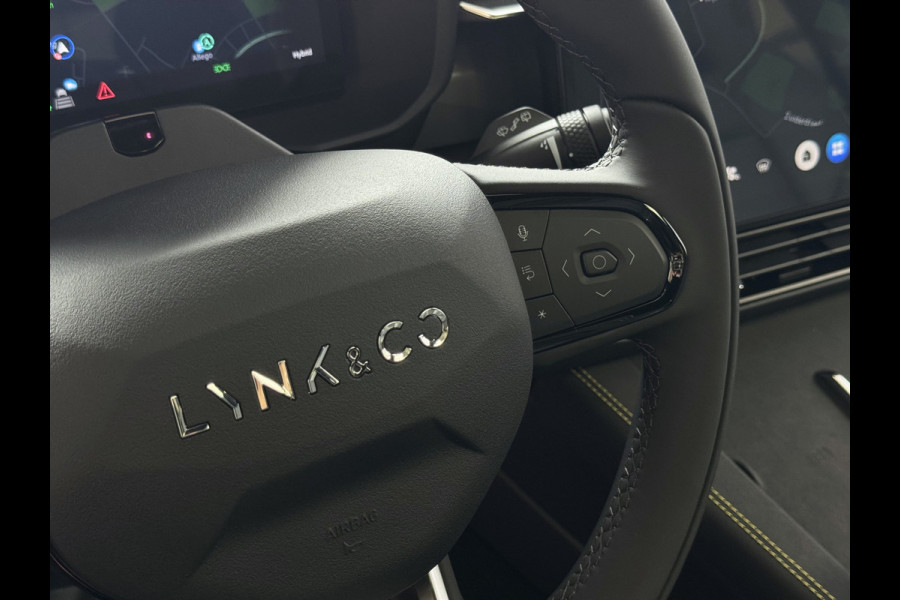 Lynk & Co 01 MORE 276PK 4 CYL NIEUWSTE MODEL HARMAN KARDON LEDER PANO. 15'4 INCH NAVI 360.CAM 20''LMV  ELEK.STOEL/GEHEUGEN STUUR.VERW 07/25 4 JAAR FABRIEKSGARANTIE