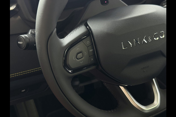 Lynk & Co 01 MORE 276PK 4 CYL NIEUWSTE MODEL HARMAN KARDON LEDER PANO. 15'4 INCH NAVI 360.CAM 20''LMV  ELEK.STOEL/GEHEUGEN STUUR.VERW 07/25 4 JAAR FABRIEKSGARANTIE