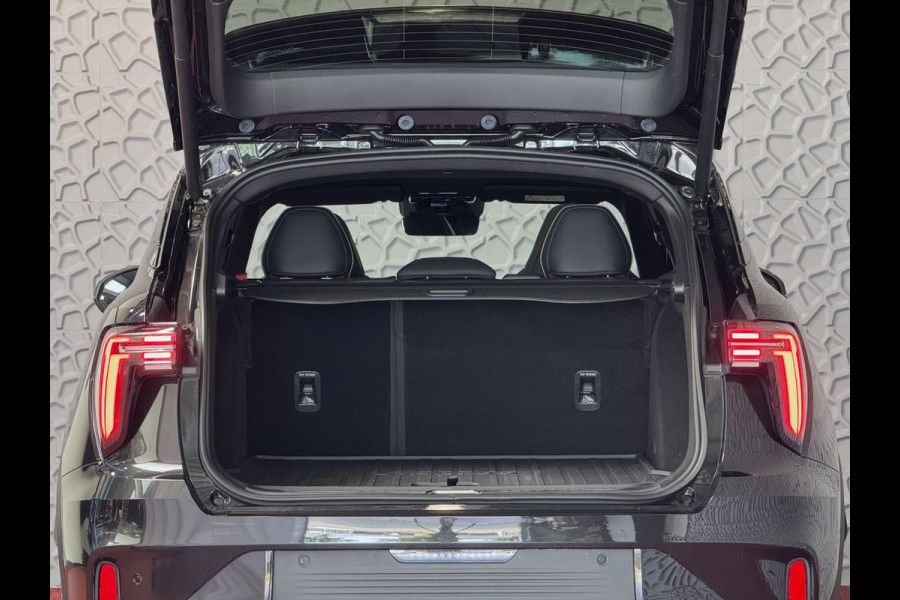 Lynk & Co 01 MORE 276PK 4 CYL NIEUWSTE MODEL HARMAN KARDON LEDER PANO. 15'4 INCH NAVI 360.CAM 20''LMV  ELEK.STOEL/GEHEUGEN STUUR.VERW 07/25 4 JAAR FABRIEKSGARANTIE