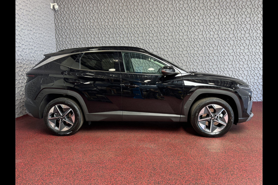 Hyundai Tucson 1.6 T-GDI PHEV NIEUWE AUTO 252PK PANORAMA CAMERA CARPLAY STOELVERW. V+A PLUG IN HYBRIDE - 5 JAAR GARANTIE