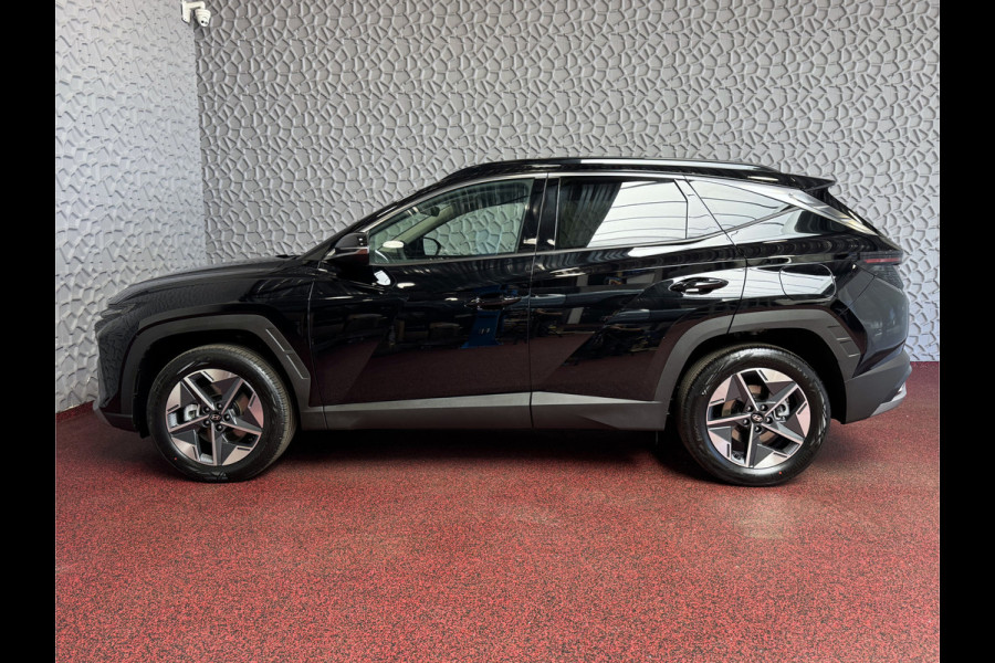 Hyundai Tucson 1.6 T-GDI PHEV NIEUWE AUTO 252PK PANORAMA CAMERA CARPLAY STOELVERW. V+A PLUG IN HYBRIDE - 5 JAAR GARANTIE