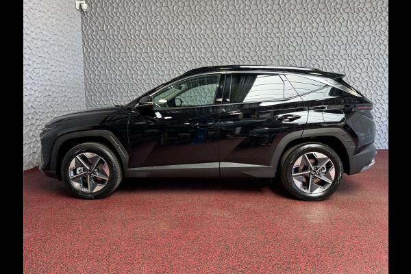 Hyundai Tucson 1.6 T-GDI PHEV NIEUWE AUTO 252PK PANORAMA CAMERA CARPLAY STOELVERW. V+A PLUG IN HYBRIDE - 5 JAAR GARANTIE