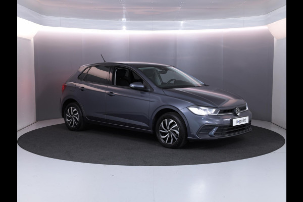Volkswagen Polo 1.0 TSI Life 95pk | verlengde garantie | Navigatie | parkeersensoren | stoelverwarming