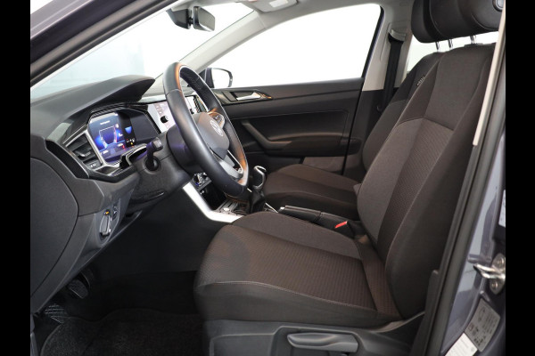 Volkswagen Polo 1.0 TSI Life 95pk | verlengde garantie | Navigatie | parkeersensoren | stoelverwarming