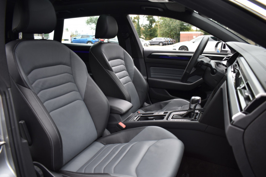Volkswagen Arteon Shooting Brake eHYBRID 218PK DSG ELEGANCE BUSINESS+ LEDER/VIRTUAL/PANORAMADAK Volkswagen Arteon Shooting Brake eHYBRID 218PK DSG ELEGANCE BUSINESS+ LEDER/VIRTUAL/PANORAMADAK