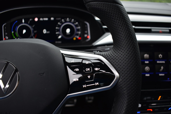 Volkswagen Arteon Shooting Brake eHYBRID 218PK DSG ELEGANCE BUSINESS+ LEDER/VIRTUAL/PANORAMADAK Volkswagen Arteon Shooting Brake eHYBRID 218PK DSG ELEGANCE BUSINESS+ LEDER/VIRTUAL/PANORAMADAK