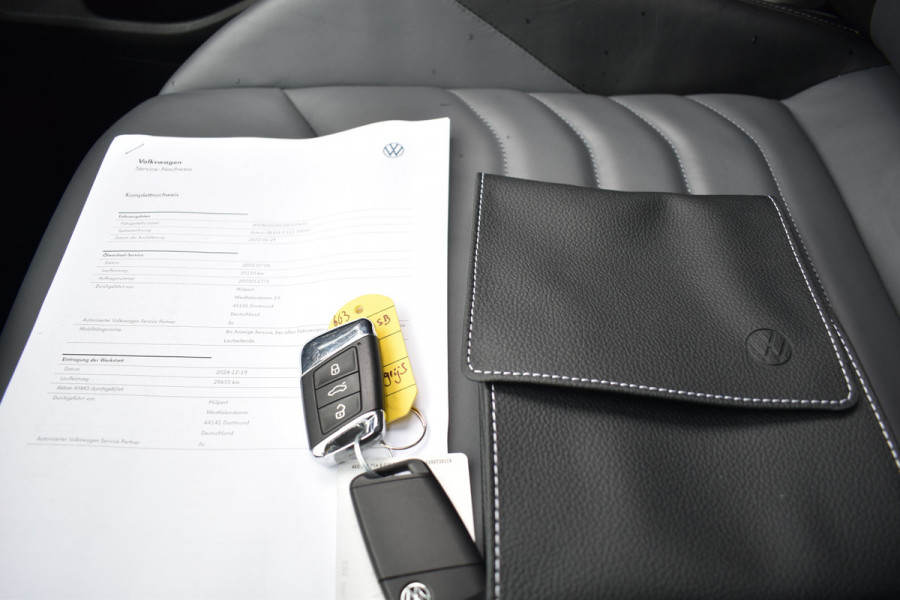 Volkswagen Arteon Shooting Brake eHYBRID 218PK DSG ELEGANCE BUSINESS+ LEDER/VIRTUAL/PANORAMADAK Volkswagen Arteon Shooting Brake eHYBRID 218PK DSG ELEGANCE BUSINESS+ LEDER/VIRTUAL/PANORAMADAK