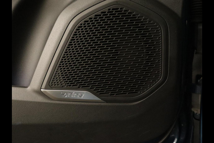 Lynk & Co 01 1.5 Plug In | Panoramadak | Infinity by Harman | Camera | Adaptive cruise | Stoelverwarming | Carplay | Memory | Full LED | PHEV