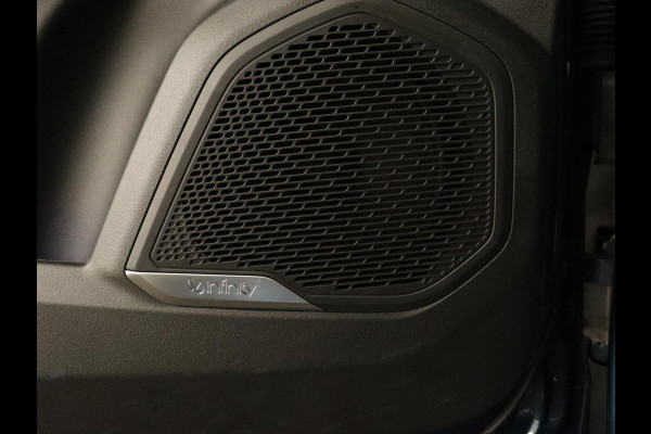 Lynk & Co 01 1.5 Plug In | Panoramadak | Infinity by Harman | Camera | Adaptive cruise | Stoelverwarming | Carplay | Memory | Full LED | PHEV