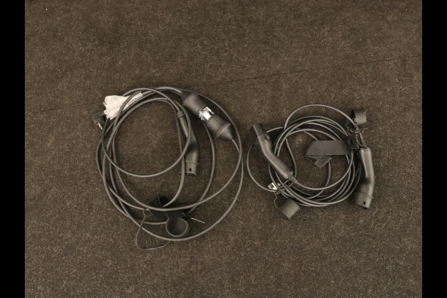 Lynk & Co 01 1.5 Plug In | Panoramadak | Infinity by Harman | Camera | Adaptive cruise | Stoelverwarming | Carplay | Memory | Full LED | PHEV