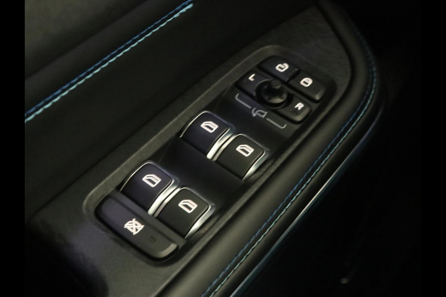 Lynk & Co 01 1.5 Plug In | Panoramadak | Infinity by Harman | Camera | Adaptive cruise | Stoelverwarming | Carplay | Memory | Full LED | PHEV