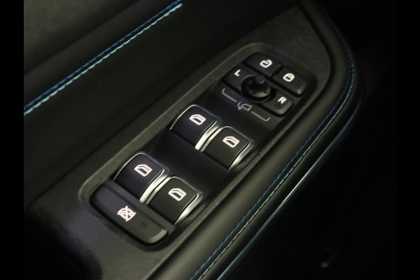 Lynk & Co 01 1.5 Plug In | Panoramadak | Infinity by Harman | Camera | Adaptive cruise | Stoelverwarming | Carplay | Memory | Full LED | PHEV