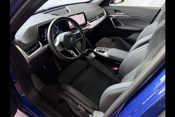 BMW X1 XDRIVE 25E PHEV M-SPORT LED ELEK.KLEP NAVI STOELVERW M-SHADOW LINE CARPLAY/ANDROID ZWARTE.HEMEL PHEV PLUG IN HYBRID AWD 4X4 4WD