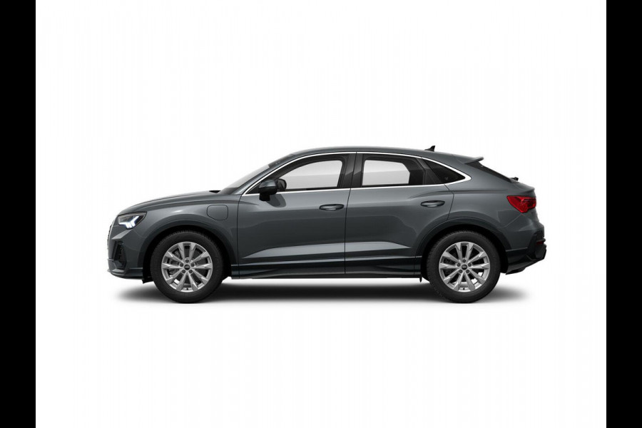 Audi Q3 Sportback 45 TFSI e Business Edition 245pjk | Navigatie | Sportstoelen | 18 inch Lichtmetalen velgen  | Parkeersensoren voor en achter