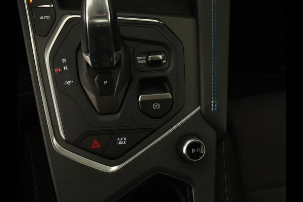 Lynk & Co 01 1.5 Plug In | Panoramadak | Infinity by Harman | Camera | Adaptive cruise | Stoelverwarming | Carplay | Memory | Full LED | PHEV