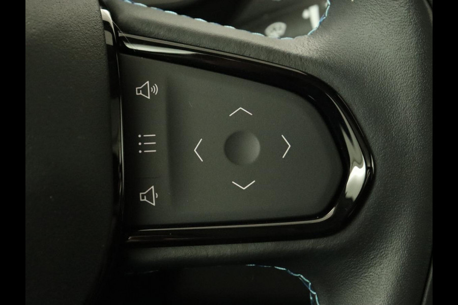 Lynk & Co 01 1.5 Plug In | Panoramadak | Infinity by Harman | Camera | Adaptive cruise | Stoelverwarming | Carplay | Memory | Full LED | PHEV