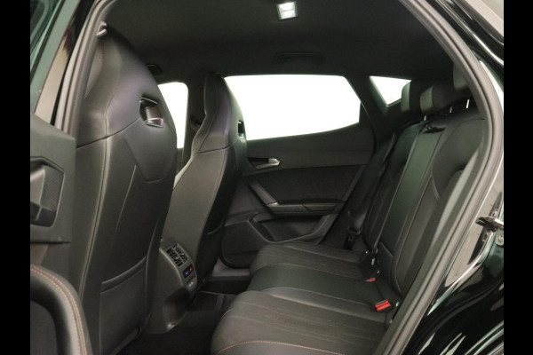 CUPRA Formentor 1.4 e-Hybrid VZ | 245pk | Stoel & stuurverwarming | 360 Camera | Carplay | Adaptive cruise | Navigatie | Sfeerverlichting | Keyless | Full LED | PHEV | Plug In