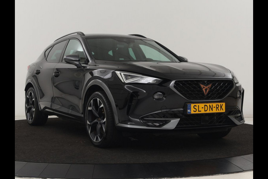 CUPRA Formentor 1.4 e-Hybrid VZ | 245pk | Stoel & stuurverwarming | 360 Camera | Carplay | Adaptive cruise | Navigatie | Sfeerverlichting | Keyless | Full LED | PHEV | Plug In