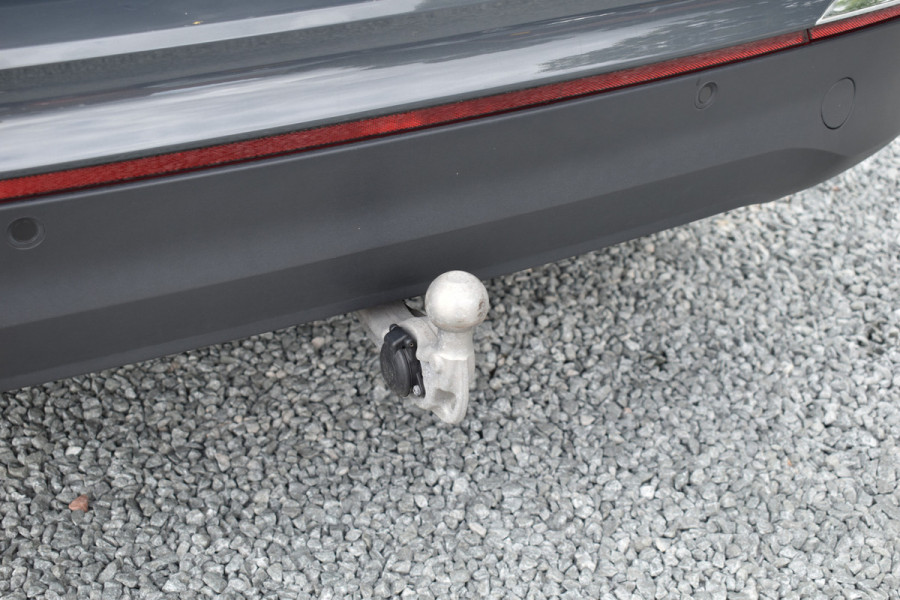 Volkswagen Tiguan 1.5 eTSI 150PK DSG Elegance LEDER | 360° CAMERA | TREKHAAK