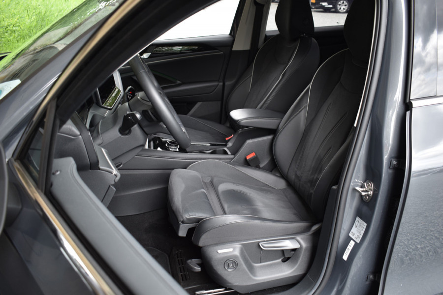 Volkswagen Tiguan 1.5 eTSI 150PK DSG Elegance LEDER | 360° CAMERA | TREKHAAK