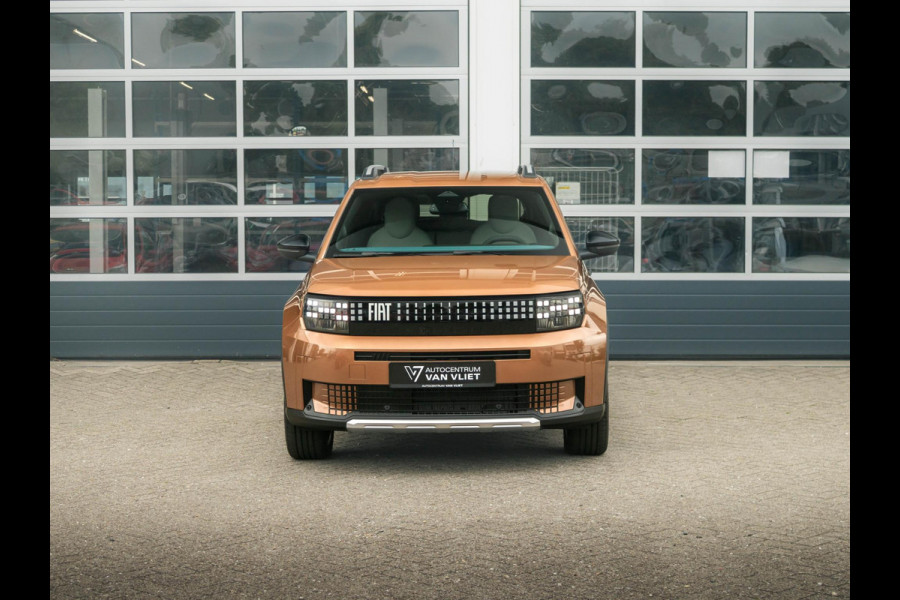 Fiat Grande Panda La Prima 7,4 kW 44 kWh | Uit voorraad leverbaar | Clima | Cruise | Camera | Apple Carplay | 17" | Navi