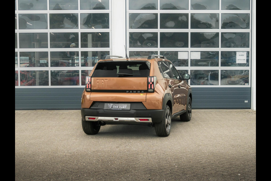 Fiat Grande Panda La Prima 7,4 kW 44 kWh | Uit voorraad leverbaar | Clima | Cruise | Camera | Apple Carplay | 17" | Navi
