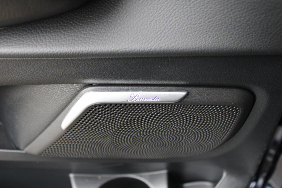 Mercedes-Benz V-Klasse 300d 4-MATIC / XXL / DC / 2x Elec Schuifdeur / Burmester / Elec Stoelen / Vol Opties / Nette Staat