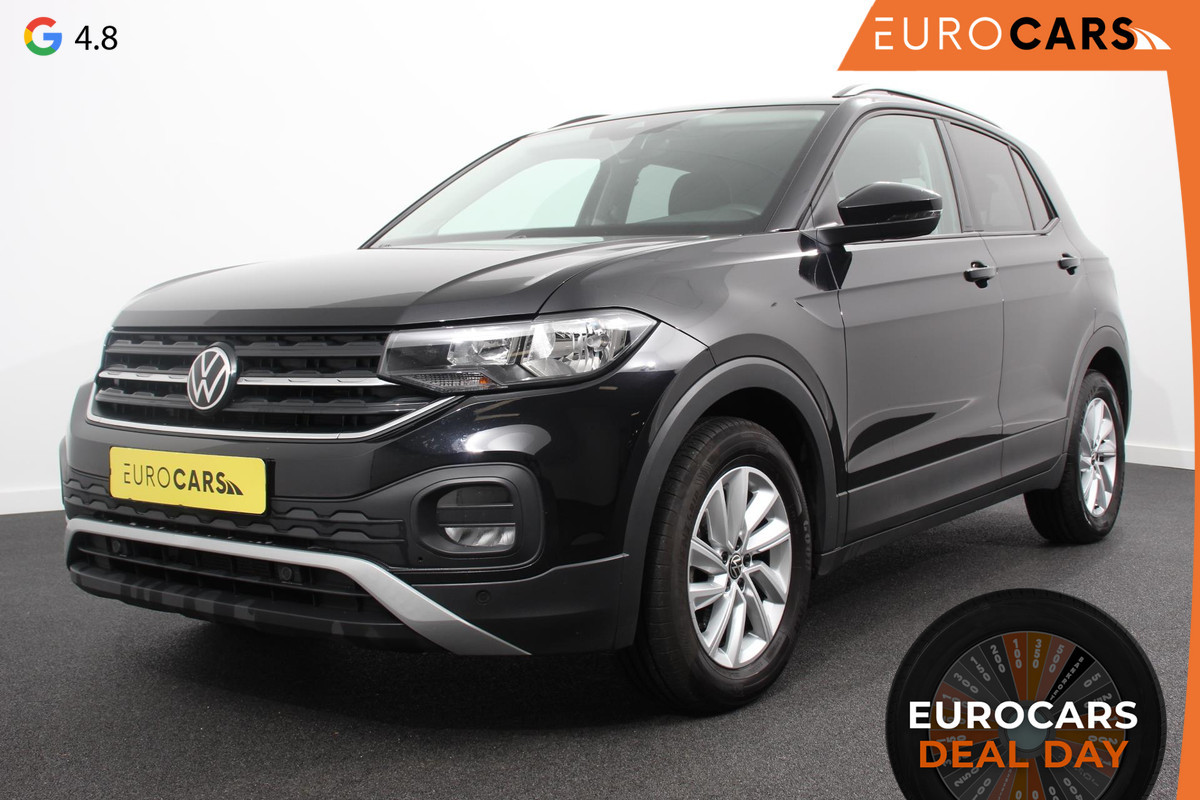 Volkswagen T-Cross 1.0 TSI 110 pk Life Plus Navigatie Apple Carplay/Android Auto Adaptive Cruise Control Lane Assist Camera Parkeersensoren Stoelverwarming \ DAB