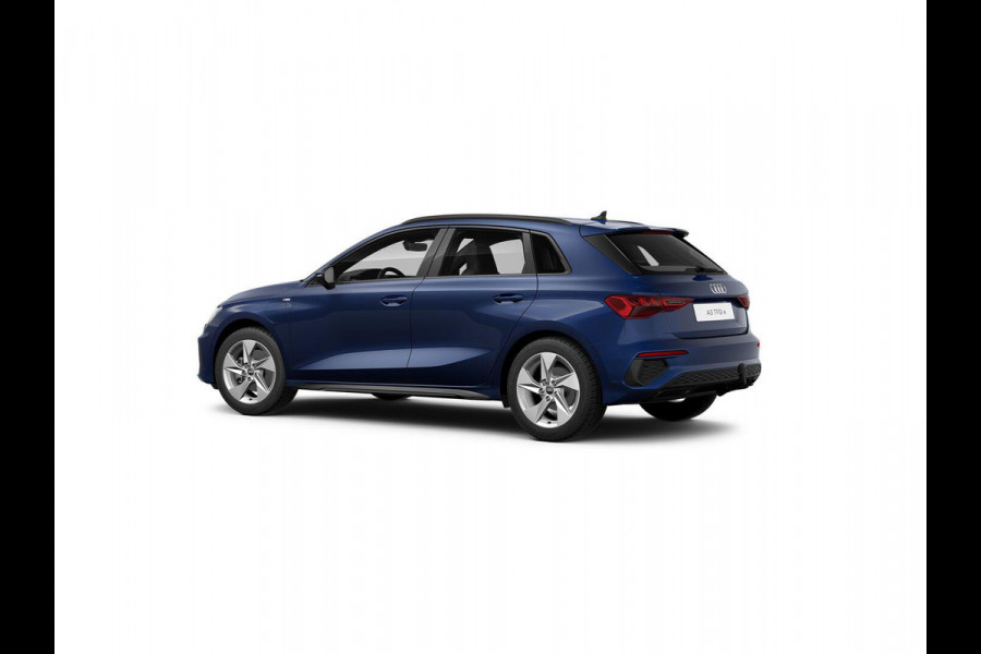Audi A3 Sportback 40 TFSI e S-line 204pk | Leder fijnnappa S-logo ruitpatroon | Navigatie | Adaptive cruise contole | Stoelverwarming