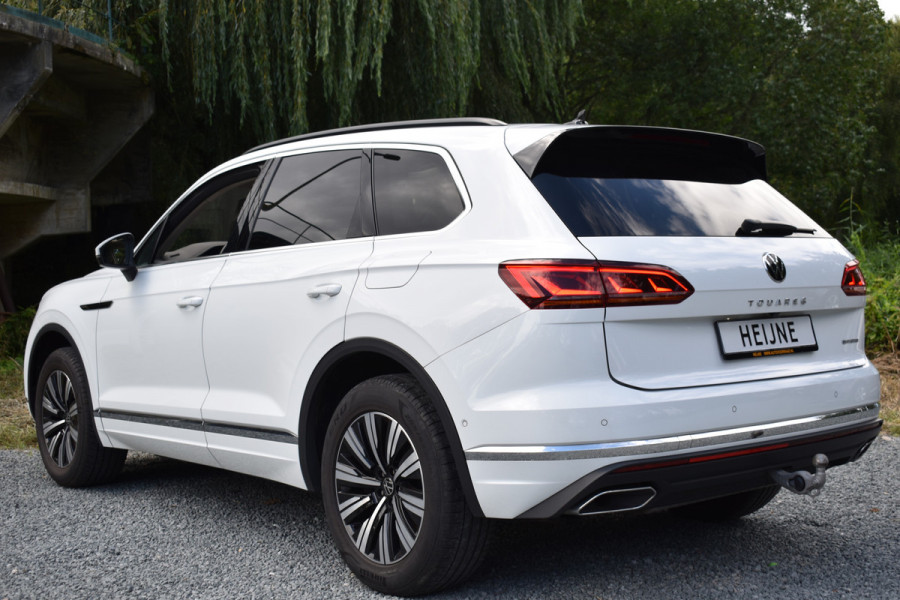 Volkswagen Touareg 3.0 TSi eHybrid ATMOSPHERE 4MOTION TREKHAAK/HEAD-UP/PANORAMADAK