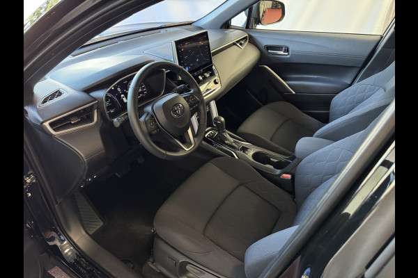 Toyota Corolla Cross HYBRID 140 2025 STYLE STOEL/STUUR VERW. ELEK.KLEP LED KEYLESS CARPLAY NAVI CAMERA ADAP CRUISE PDC