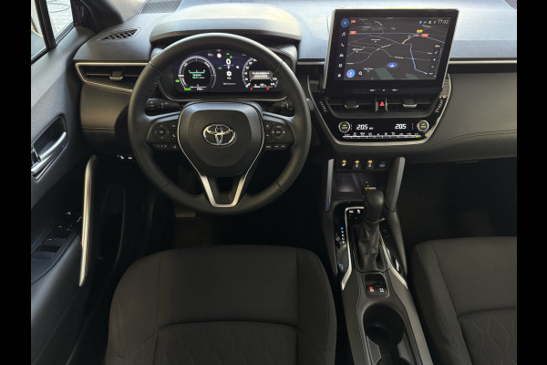 Toyota Corolla Cross HYBRID 140 2025 STYLE STOEL/STUUR VERW. ELEK.KLEP LED KEYLESS CARPLAY NAVI CAMERA ADAP CRUISE PDC